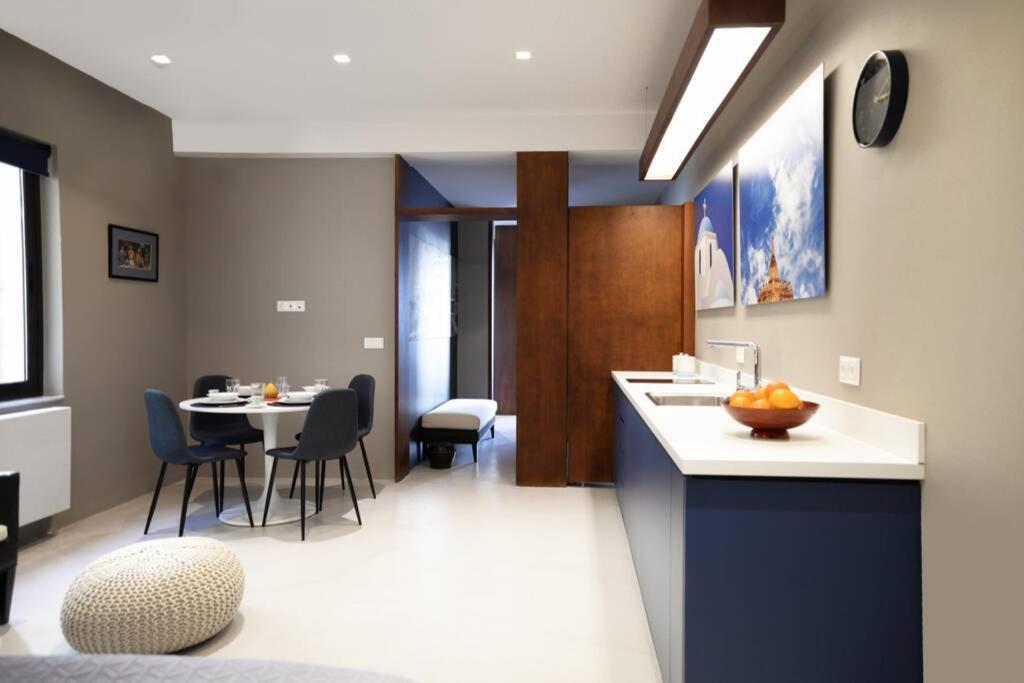 Stylish Decorated Apartment In Kolonaki Athene Buitenkant foto